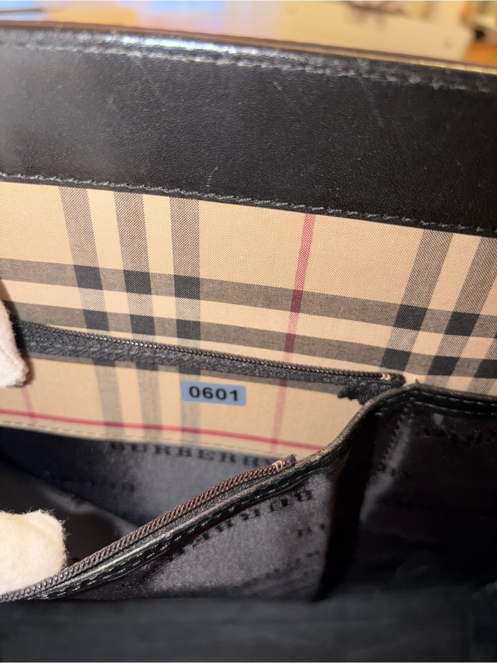 Burberry Black Structured Vintage Tote Bag/Briefcase - Picture 13 of 16